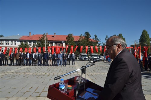 İlçemizin düşman işgalinden kurtuluşunun 101. yıl dönümü törenle kutlandı