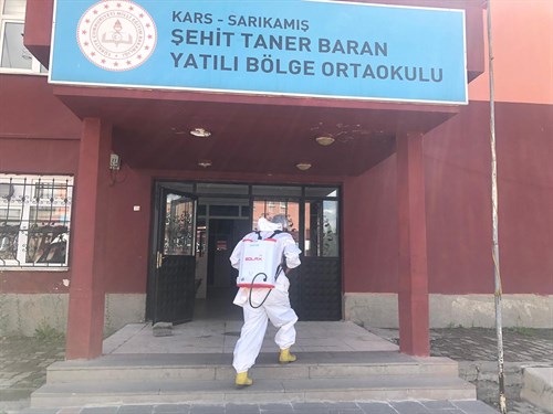 LGS öncesinde çocuklarımızın daha sağlıklı ortamlarda sınavlarına girmeleri için dezenfekte çalışmaları yapıldı.